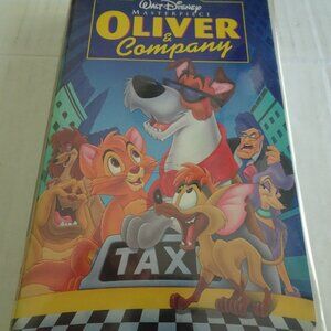 Oliver & Company Walt Disney Masterpiece Col. - VHS Tape - Clamshell Case (1996)